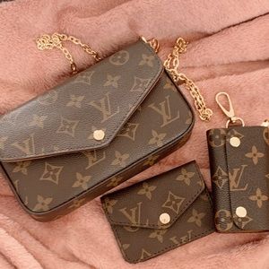 Louis Vuitton cross body purse